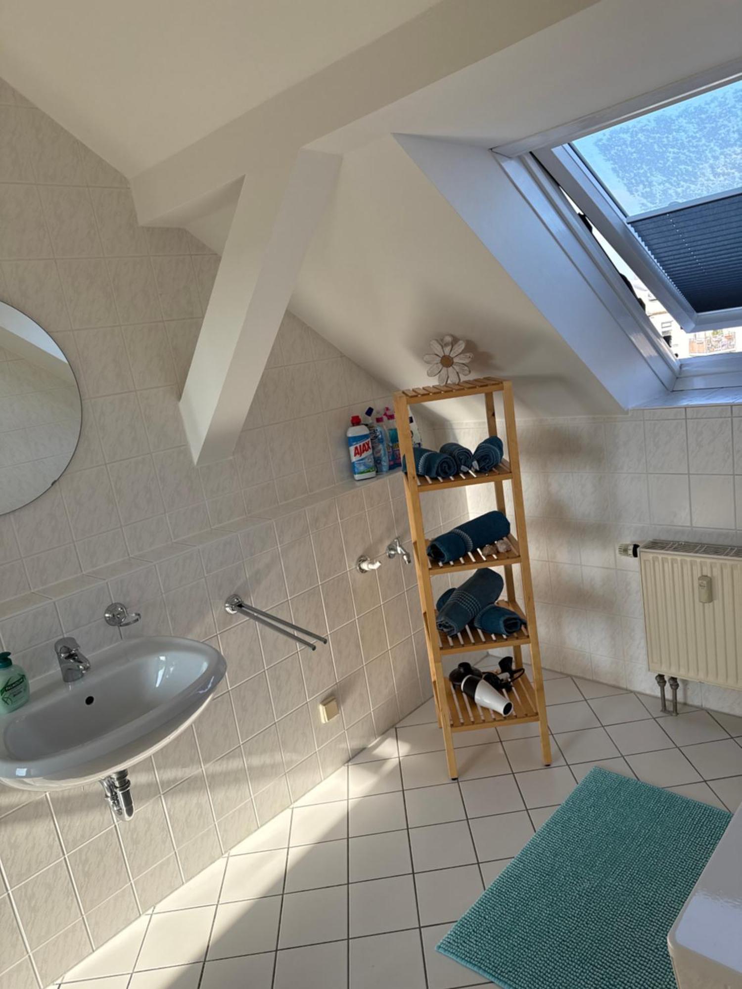 Kuschelige Dachgeschosswohnung Am Clarapark Leipzig Luaran gambar